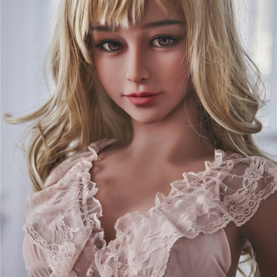 Lily: Cute Sex Doll